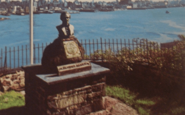 Hamilton Old Monument