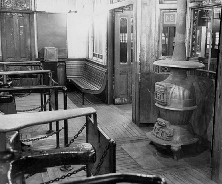 0610k-Interiior to platform area-NB E.84St Lcl STA-3AV EL-1952