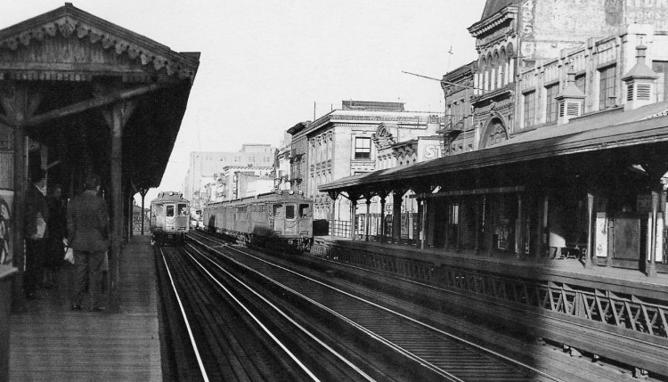 N on 3AV EL SB platform-E.84St STA-1955